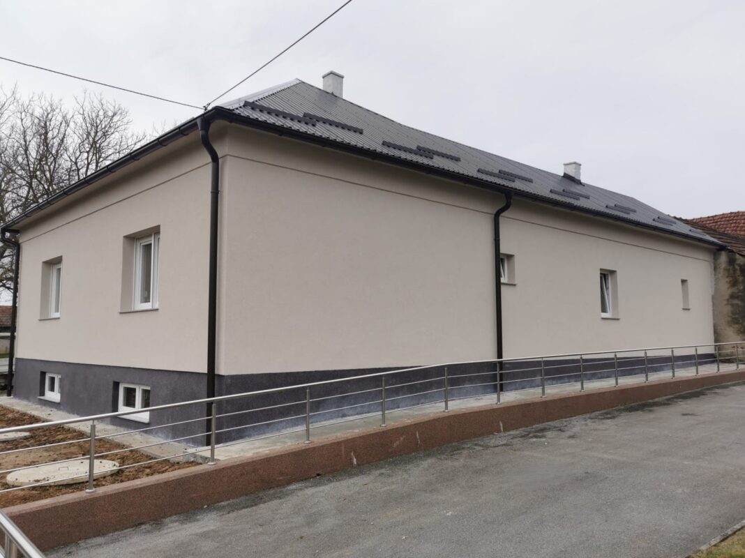 Prije — fasada