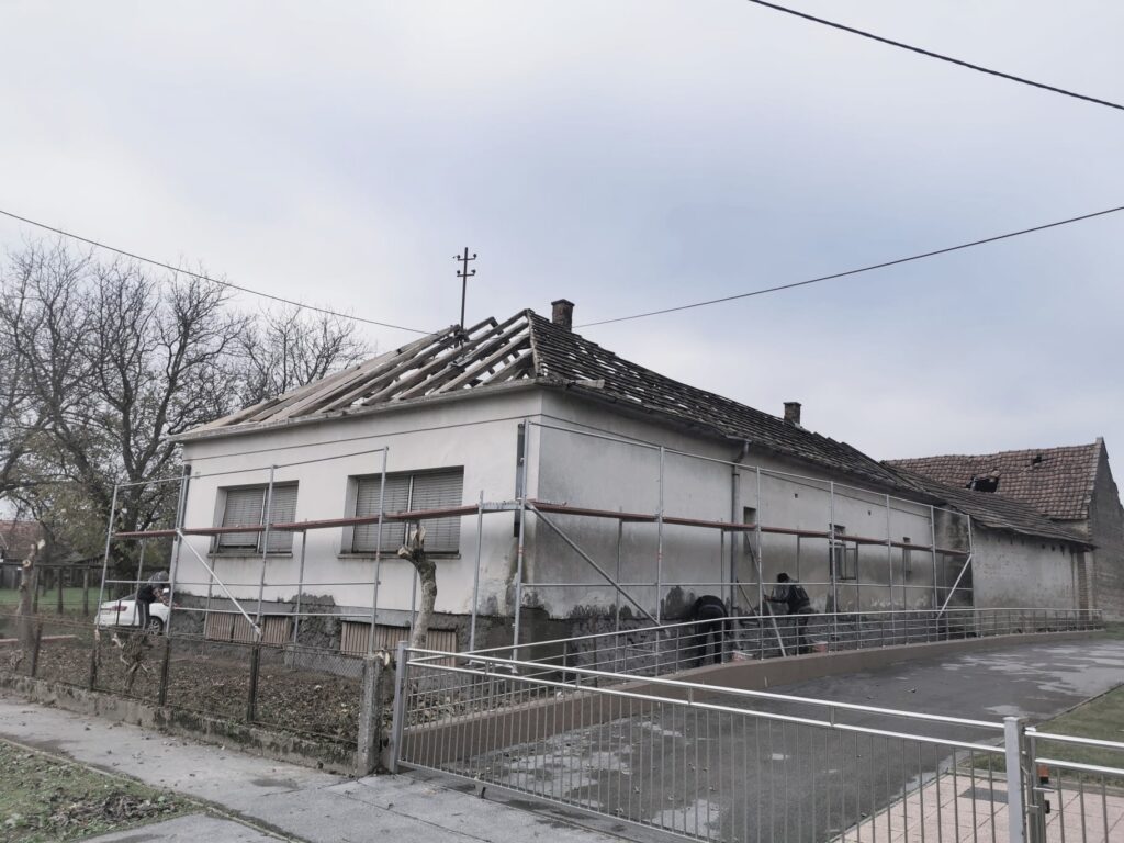 Poslije — fasada